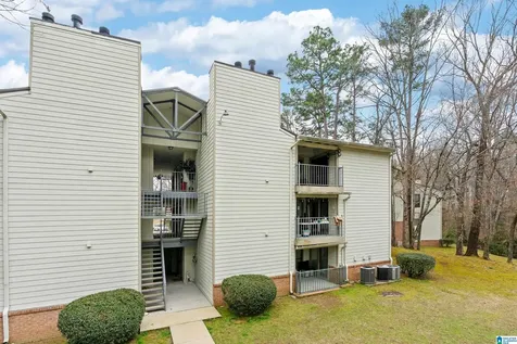607 Gables Drive Hoover AL 35244