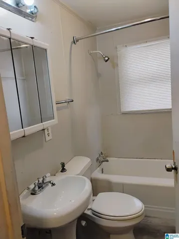 3740 Pine Avenue SW Birmingham AL 35221