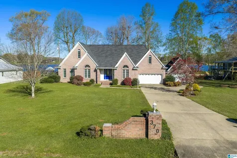 370 Jake Drive Sylacauga AL 35151