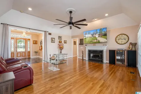 370 Jake Drive Sylacauga AL 35151