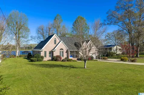 370 Jake Drive Sylacauga AL 35151
