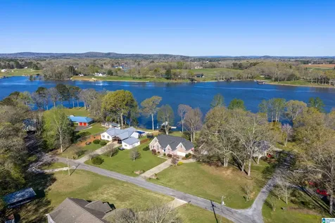 370 Jake Drive Sylacauga AL 35151