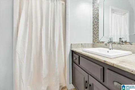 24 Beech Circle Chelsea AL 35043
