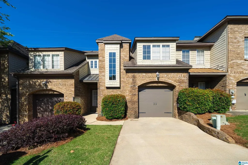 683 Flag Circle Hoover AL 35226