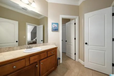 683 Flag Circle Hoover AL 35226