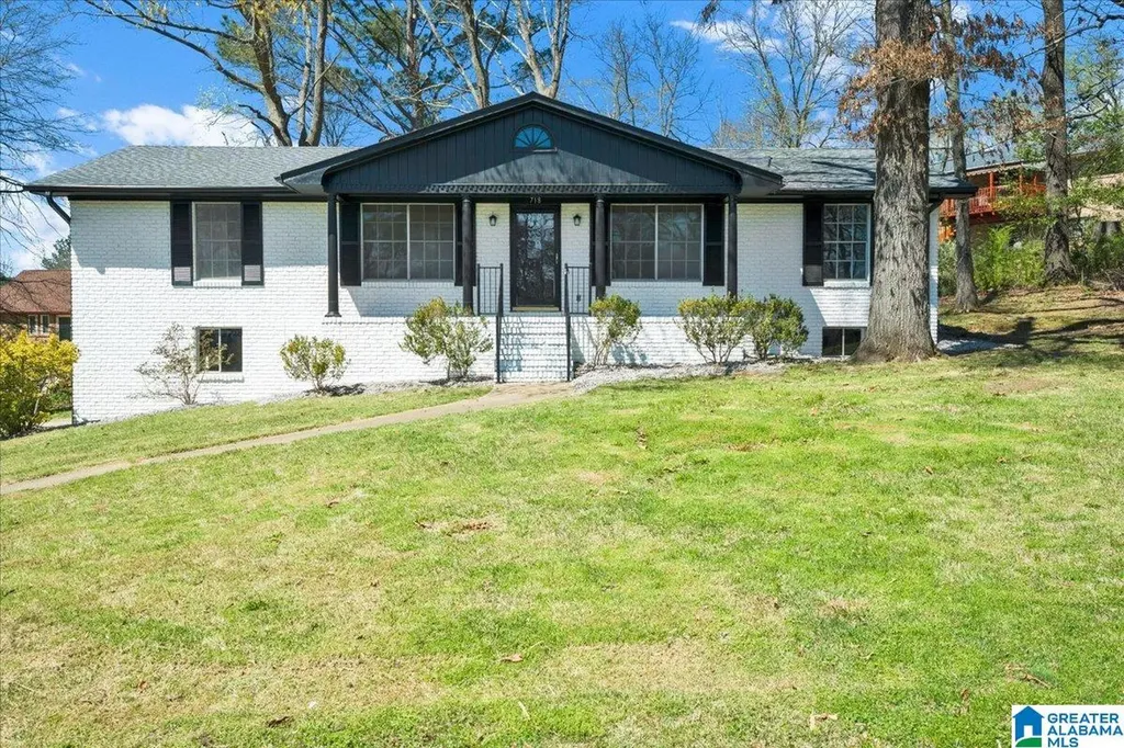 718 Cherry Hill Drive Birmingham AL 35214