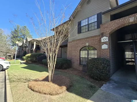 308 Sterling Oaks Drive Hoover AL 35244