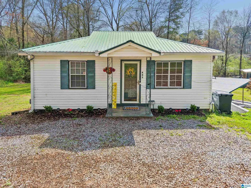 405 Blackmon Circle Adamsville AL 35005