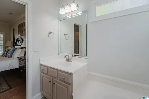 141 Southlake Lane Hoover AL 35244