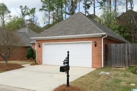 141 Southlake Lane Hoover AL 35244