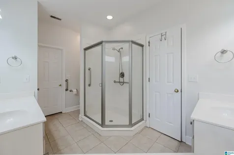 141 Southlake Lane Hoover AL 35244