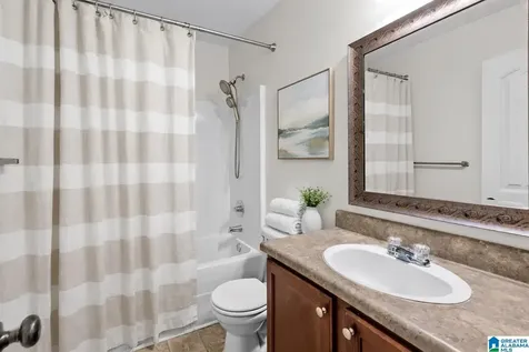 528 Castlebury Lane Calera AL 35040