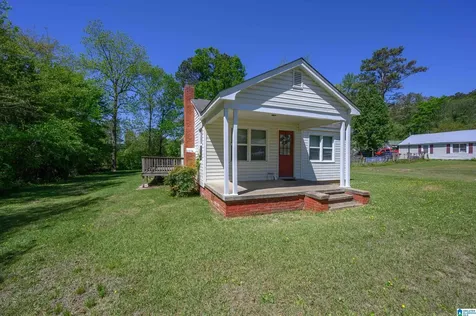 133 Mountain View Road Sylacauga AL 35150