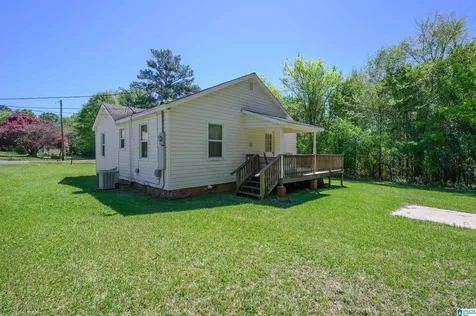 133 Mountain View Road Sylacauga AL 35150