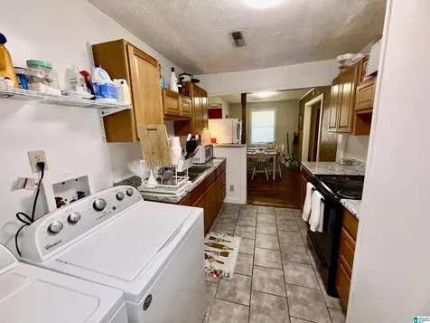 205 Noble Avenue Sylacauga AL 35150