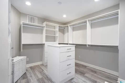 2633 Southview Place Vestavia Hills AL 35216