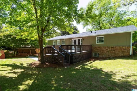 2633 Southview Place Vestavia Hills AL 35216