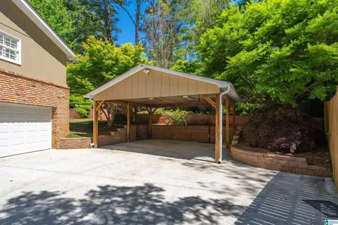 2633 Southview Place Vestavia Hills AL 35216