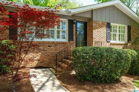 2633 Southview Place Vestavia Hills AL 35216
