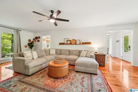 3653 Robin Circle Birmingham AL 35242