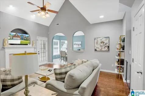 1020 Kerry Drive Calera AL 35040