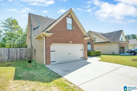 1020 Kerry Drive Calera AL 35040