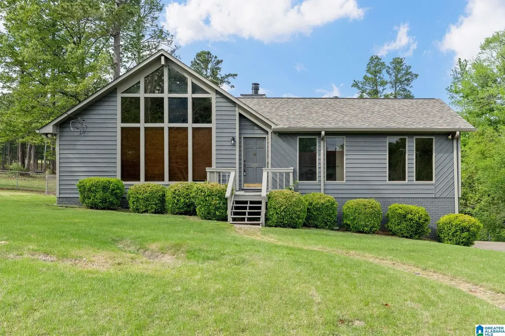 221 Crestside Circle Bessemer AL 35022