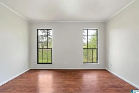 221 Crestside Circle Bessemer AL 35022