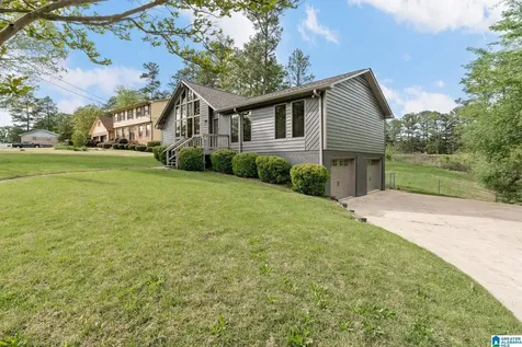 221 Crestside Circle Bessemer AL 35022