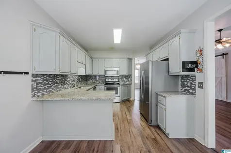 128 Magnolia Ridge Circle Chelsea AL 35043