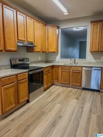 1821 Copperfield Lane Center Point AL 35215