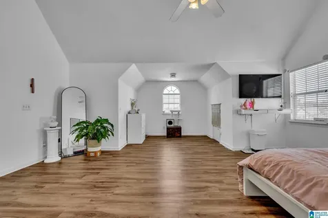 1565 Deer Valley Drive Hoover AL 35226