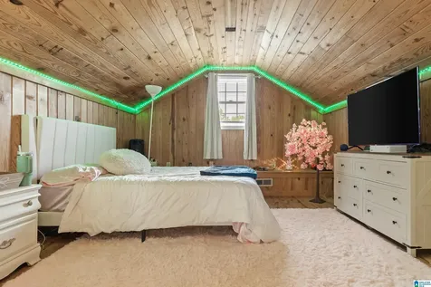 1926 Pleasant Ridge Loop Sylacauga AL 35150