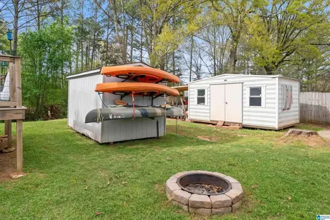 1926 Pleasant Ridge Loop Sylacauga AL 35150
