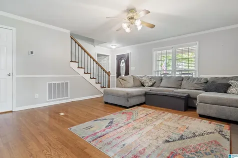 1926 Pleasant Ridge Loop Sylacauga AL 35150