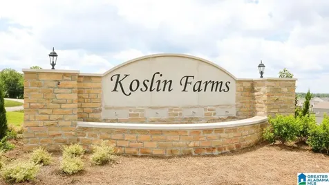 377 Koslin Loop Calera AL 35040