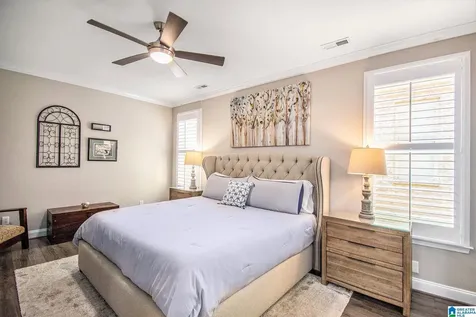5569 Park Side Circle Hoover AL 35244