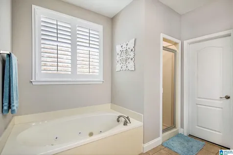 5569 Park Side Circle Hoover AL 35244