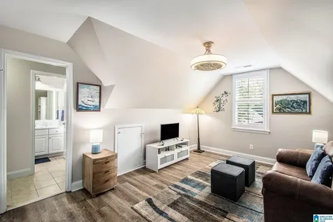5569 Park Side Circle Hoover AL 35244