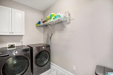 5569 Park Side Circle Hoover AL 35244