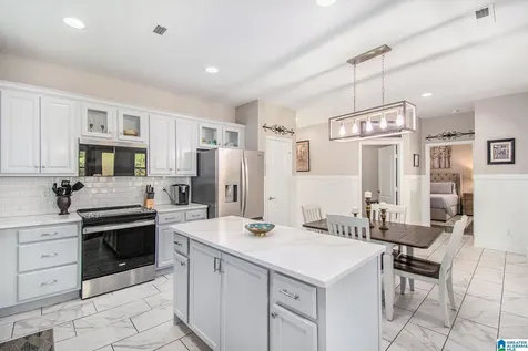 5569 Park Side Circle Hoover AL 35244