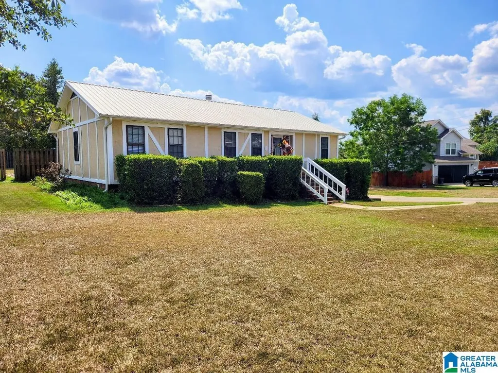 405 3rd Street Pleasant Grove AL 35127