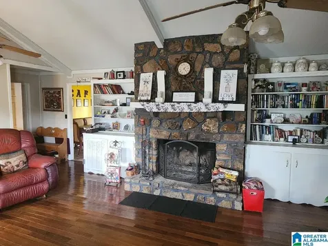 405 3rd Street Pleasant Grove AL 35127
