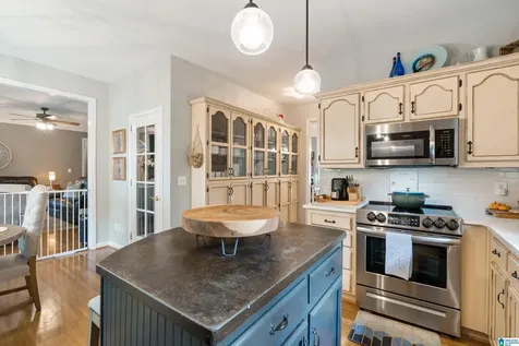 4524 Eagle Point Drive Birmingham AL 35242