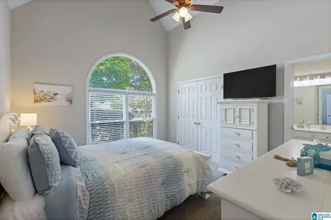 6039 Waterside Drive Hoover AL 35244