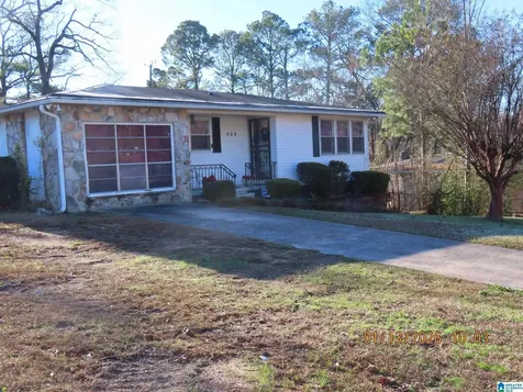 909 Oakland Drive Fairfield AL 35064