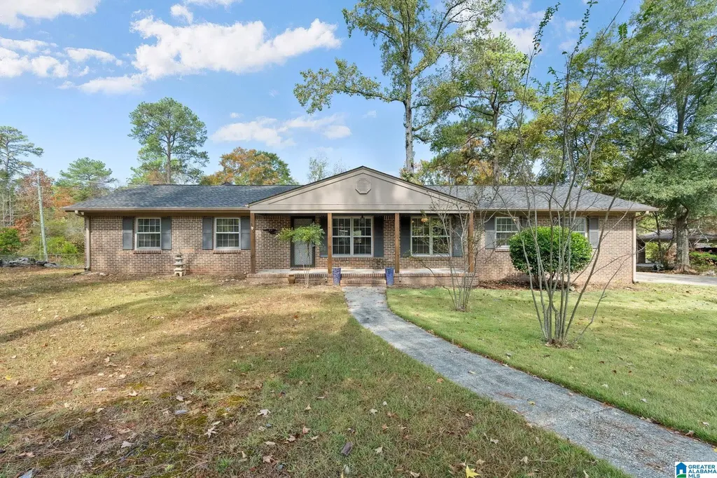 304 N Burbank Drive Hoover AL 35226