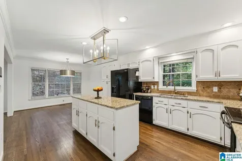 764 Heatherwood Drive Birmingham AL 35244