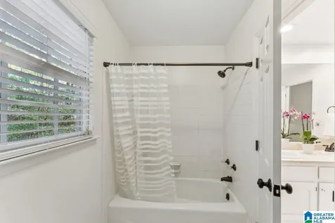 764 Heatherwood Drive Birmingham AL 35244