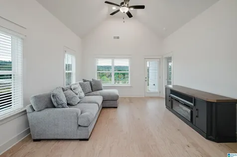 381 Huntley Ridge Bend Pelham AL 35124